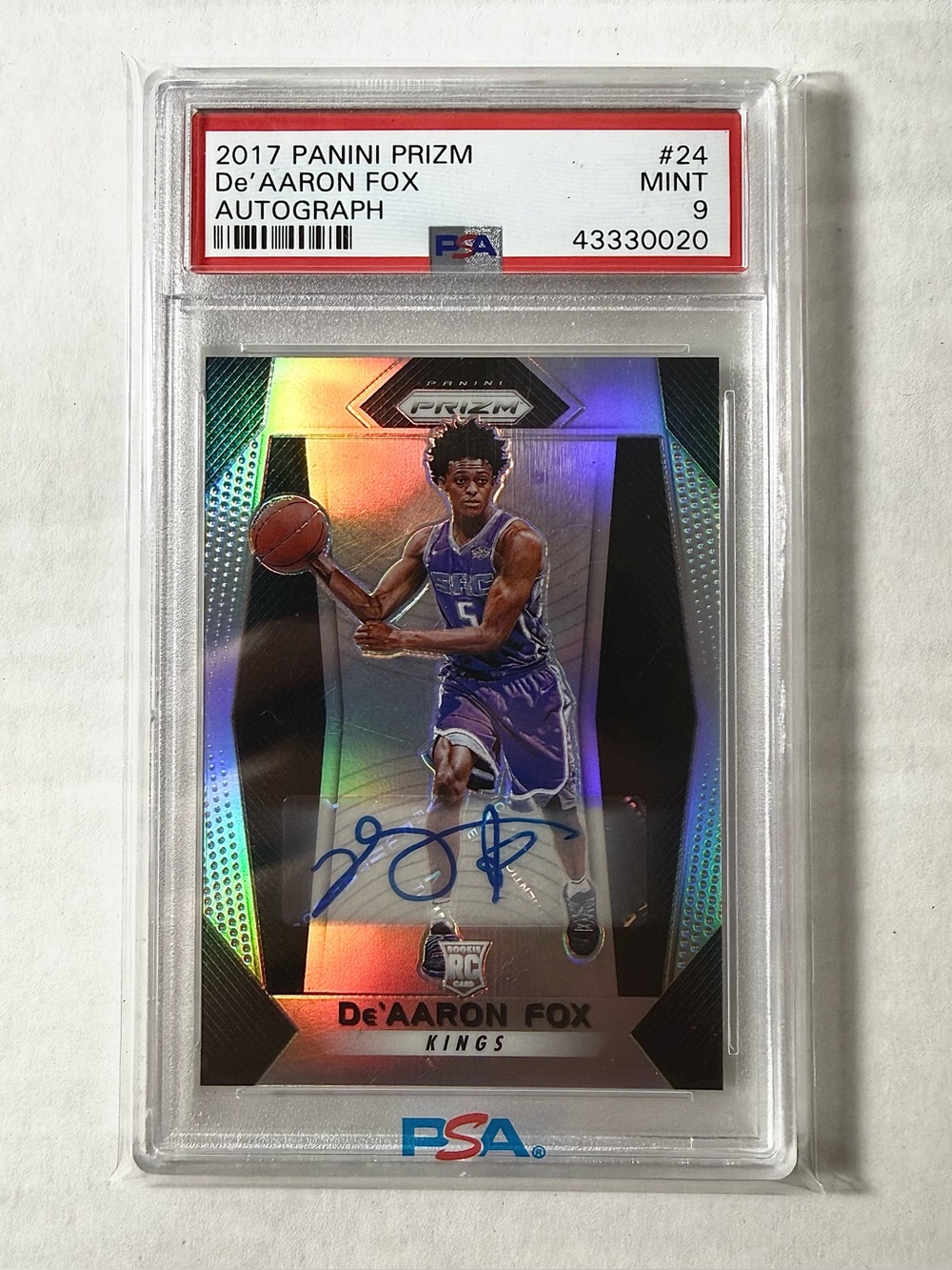 Panini Prizm De'Aaron Fox Rookie Autograph Basketball Card - PSA 9